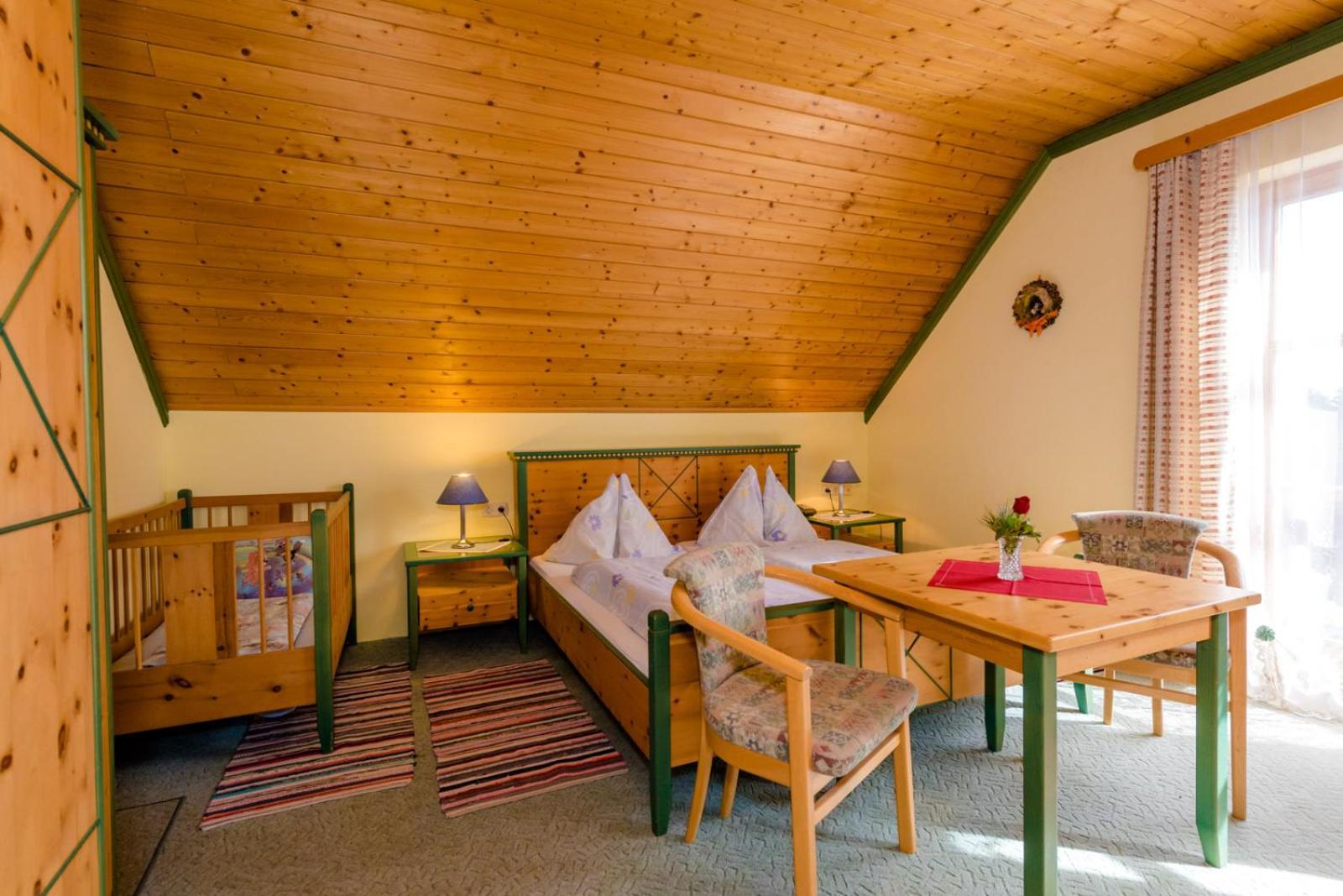 Almidylle Sabathy Hotel Obdach Room photo