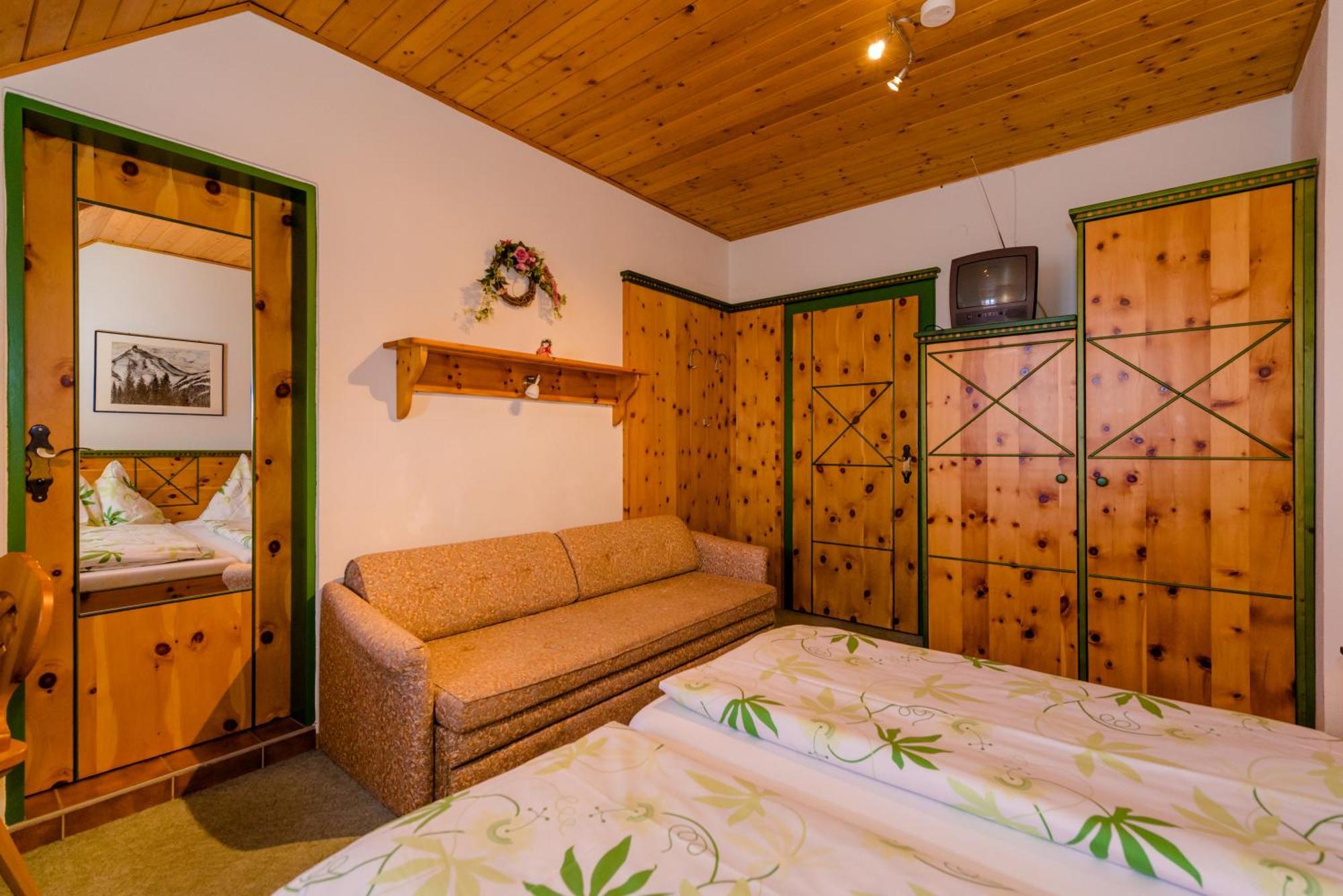 Almidylle Sabathy Hotel Obdach Room photo